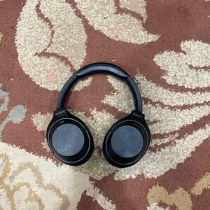 Sony Black Over-Ear Headphones